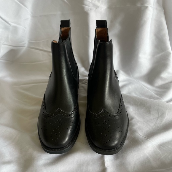 U-Lite Faux fur lined wing tip Chelsea boots size 5 - Picture 2 of 4